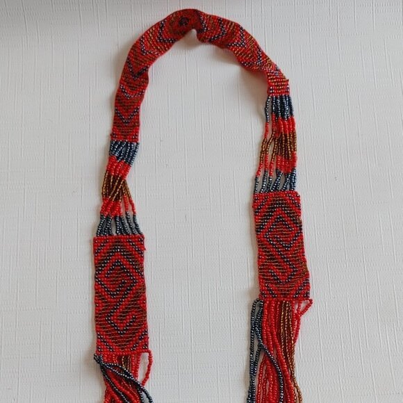 Beautiful 14 Strand Beaded Necklace Bib type Necklace - Picture 2 of 7